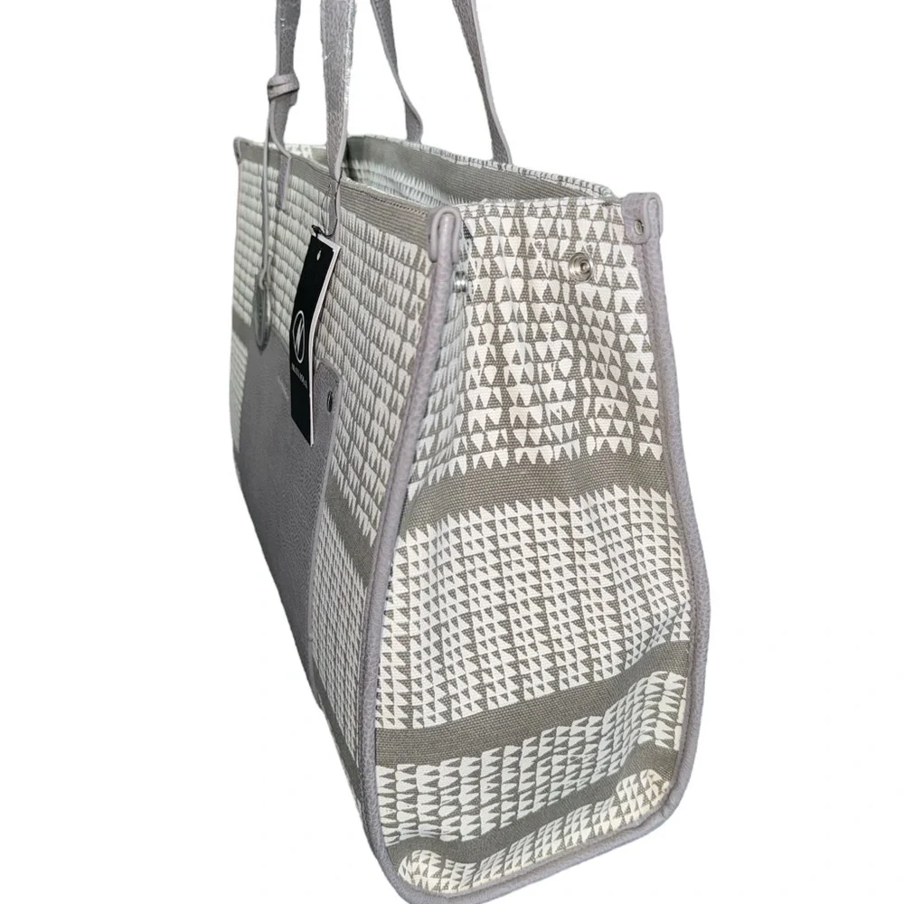 NWT! Manaola Hawaii Large Kaulu Tote Nihoku Stone - Picture 10 of 15